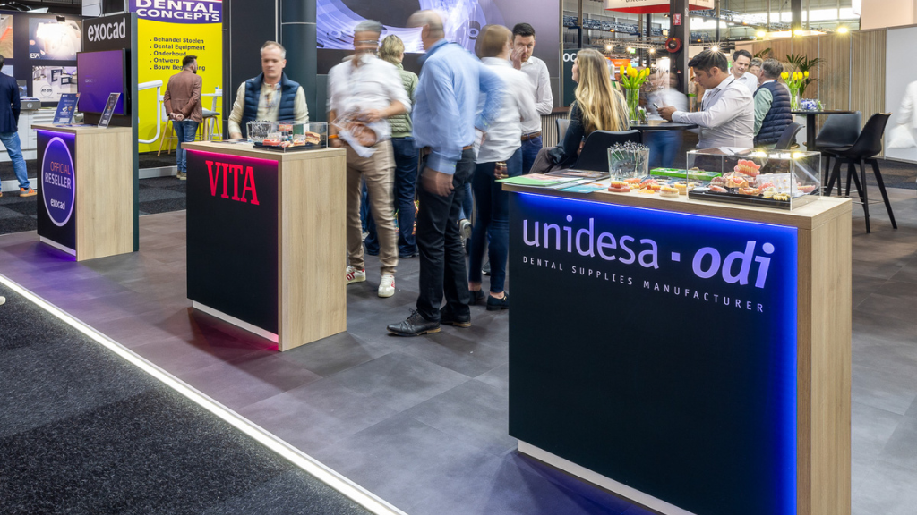 Ubervo op Dental Expo door Expospaces